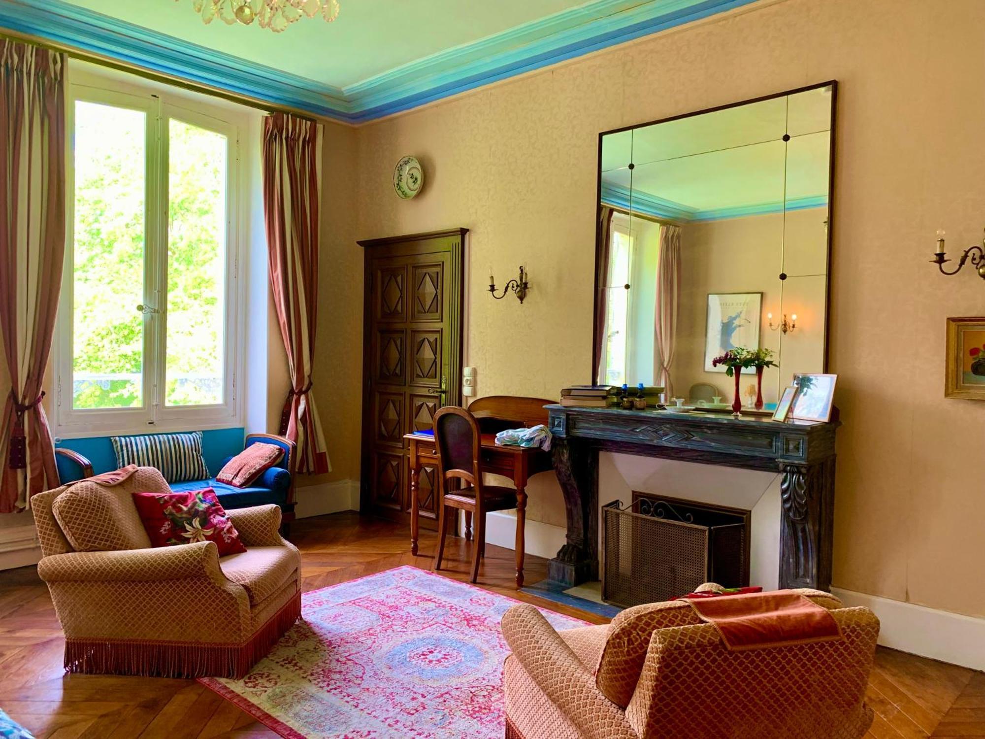Yxie - Manoir Des Arts Bed & Breakfast Villeblevin Rom bilde