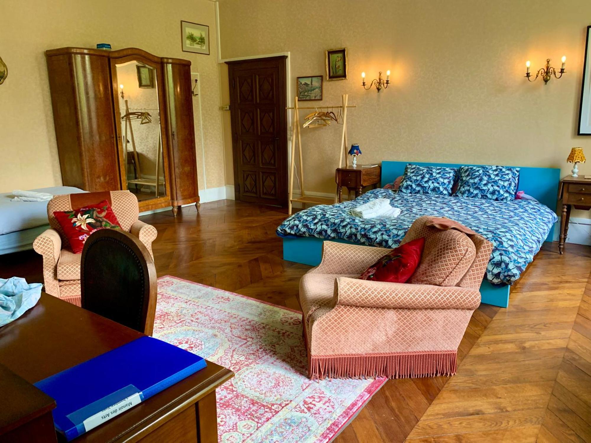 Yxie - Manoir Des Arts Bed & Breakfast Villeblevin Rom bilde